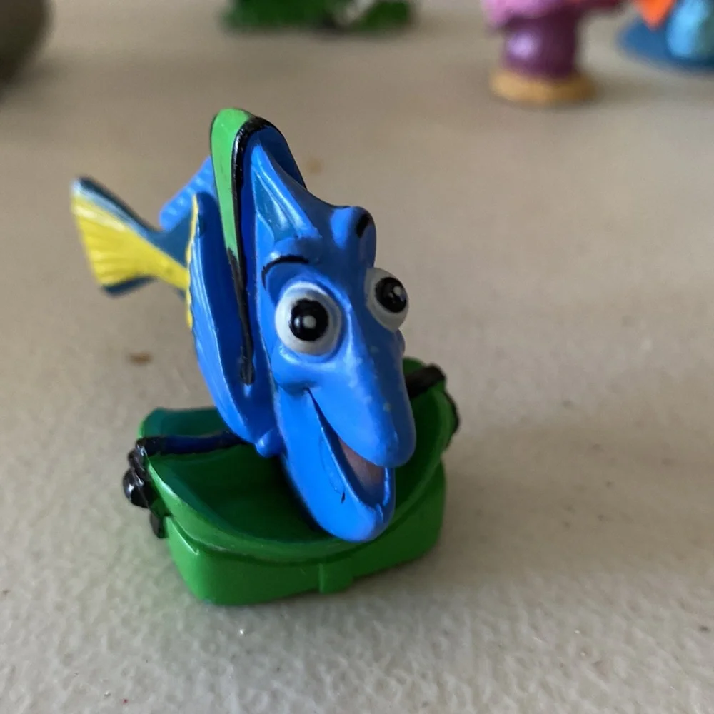 Madagascar & Nemo Cake Toppers Set of 10